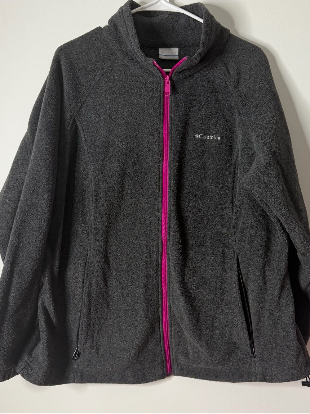 Columbia Dark Gray Teddy Fleece Jacket with Pink Zip